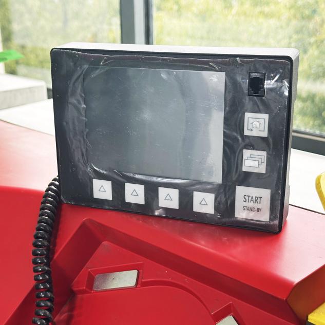 普发氦检仪屏幕